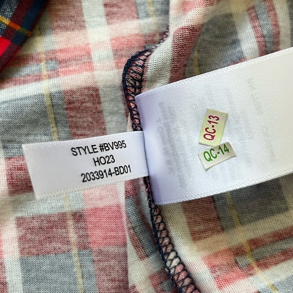 NWT J.Crew Tissue Turtleneck In Plaid Size M - Picture 10 of 12